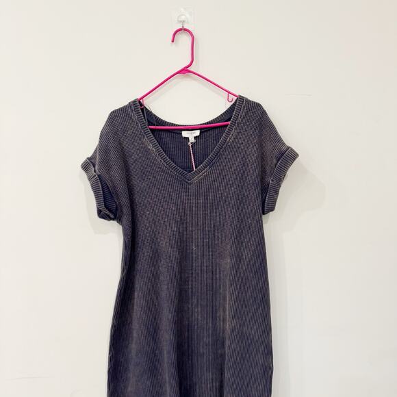 Umgee Waffle Short Sleeve Midi Dress Size Medium NWT - Picture 3 of 8